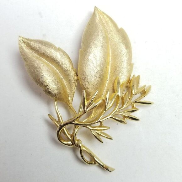 Vintage Sarah Coventry Large Gold Tone Leaf Design Brooch, 80s Style, Signed - Picture 7 of 7